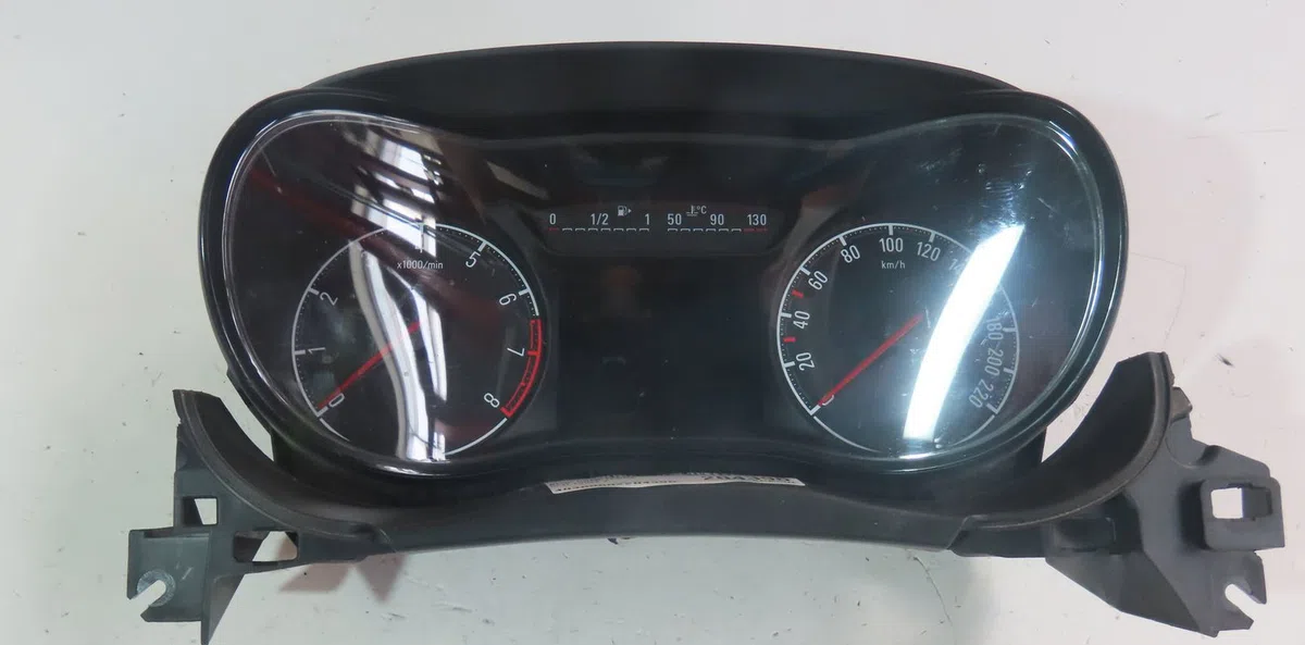 Bloc compteurs Opel CORSA E (X15) 1.4 (08, 68) (2014) occasion