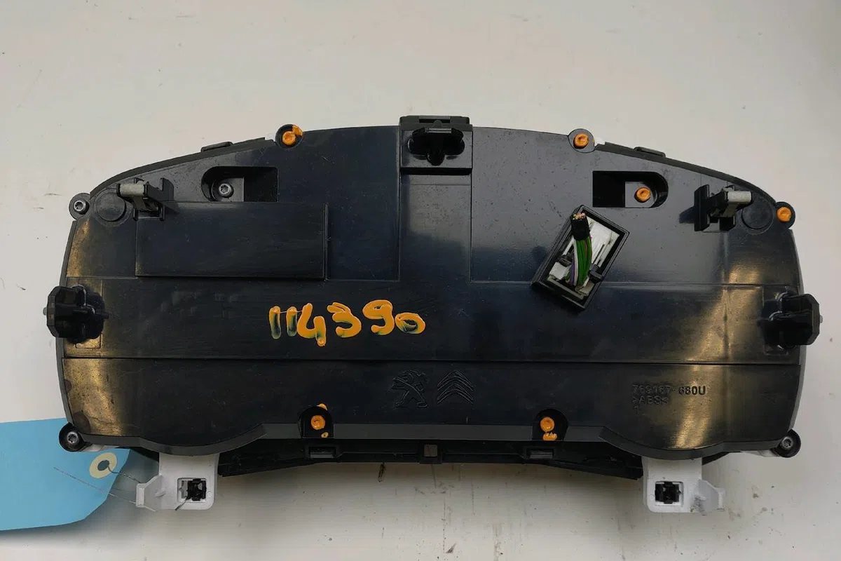 Bloc compteurs Opel CORSA F 1.2 (68) (2019) occasion