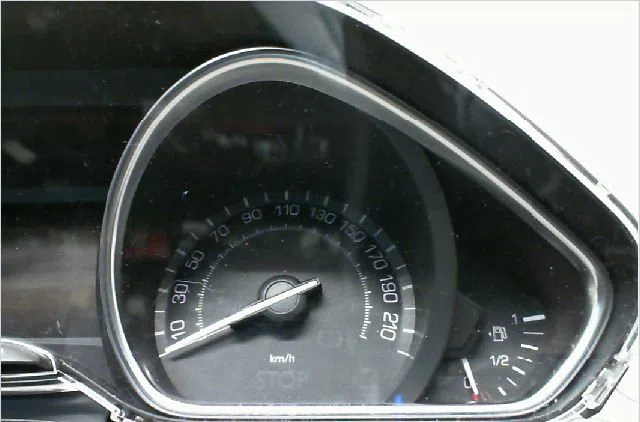 Bloc compteurs Peugeot 208 I (CA_, CC_) 1.6 hdi (2012) occasion