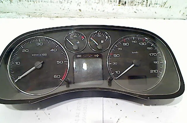 Bloc compteurs PEUGEOT 307 Phase 1 04-2001--06-2005 occasion