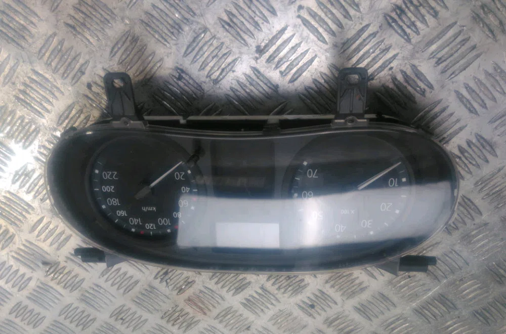 Bloc compteurs Renault CLIO II (BB_, CB_) 1.5 dci (b-c2j) (2004-2012) occasion