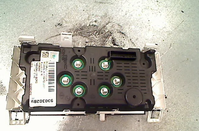 Bloc compteurs RENAULT MODUS Phase 1 09-2004--12-2007 occasion