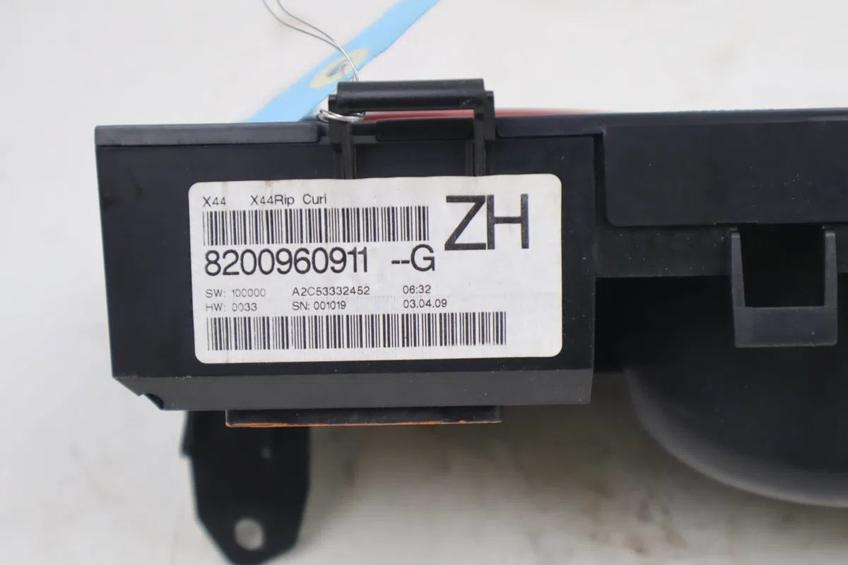 Bloc compteurs Renault TWINGO II (CN0_) 1.2 16v (cn0k, cn0v) (2007) 3 portes occasion