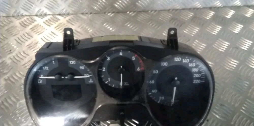 Bloc compteurs Seat LEON (1P1) 1.9 tdi (2005-2010) 5 portes occasion