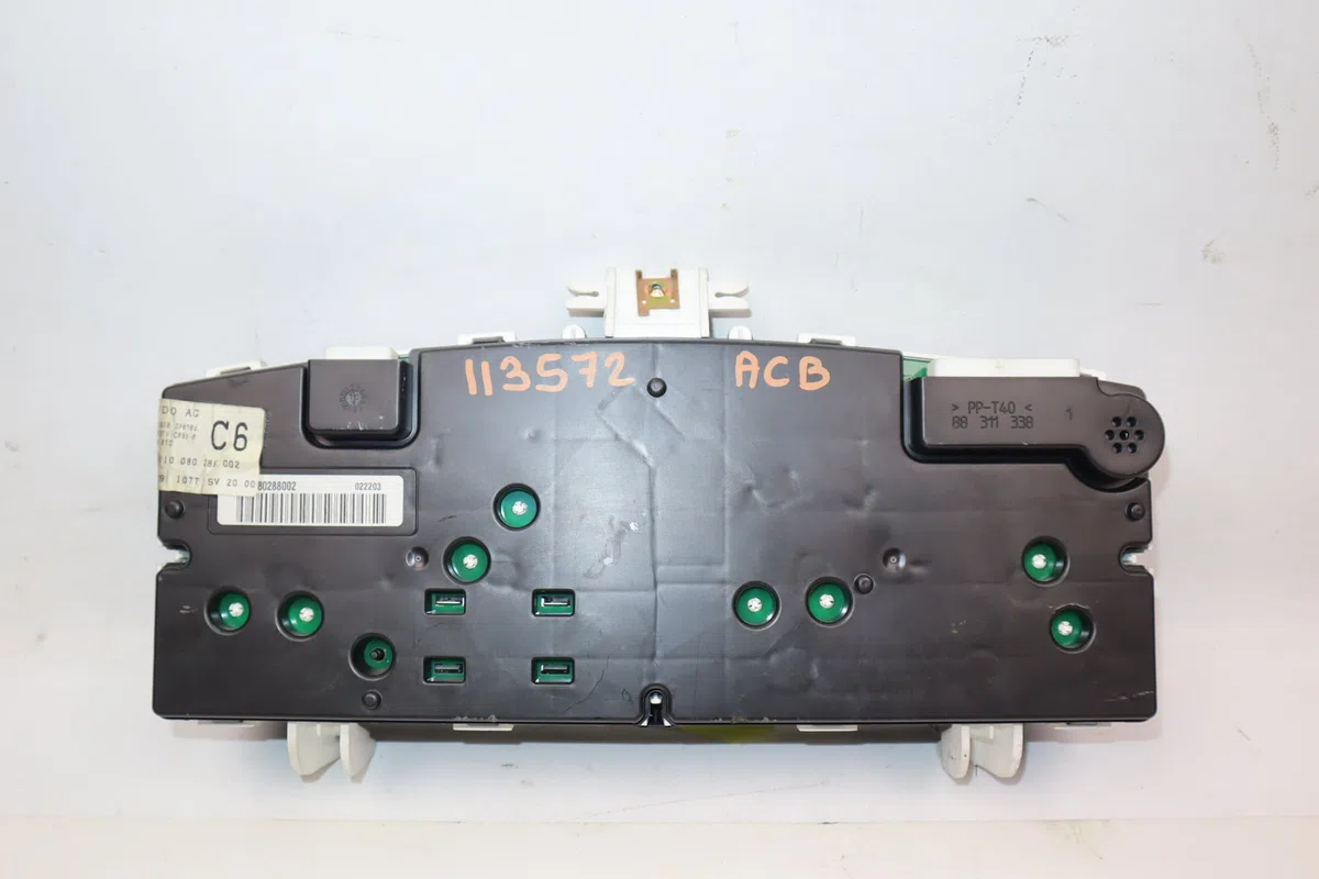 Bloc compteurs Toyota COROLLA (_E12_) 2.0 d-4d (cde120r_, cde120l_) (2002-2006) occasion