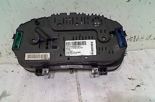 Bloc compteurs VOLKSWAGEN GOLF IV Phase 1 01-1998--05-2004 occasion