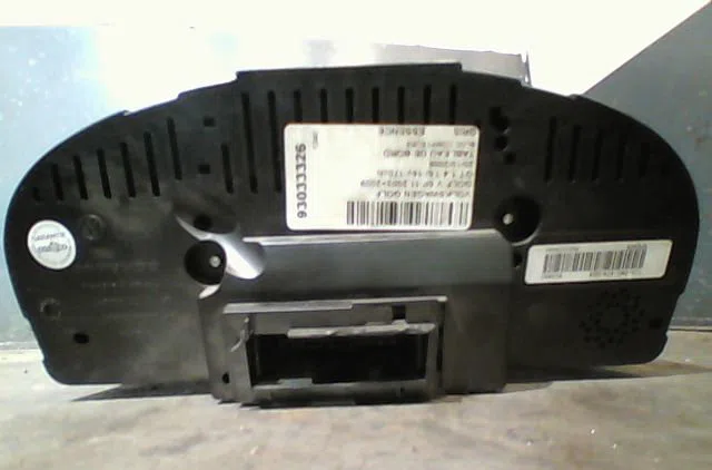 Bloc compteurs VOLKSWAGEN GOLF V Phase 1 11-2003--10-2008 occasion