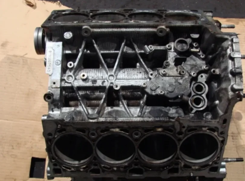 Bloc Moteur Nu Audi R8 4 2fsi V8 420cv Byh