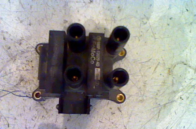 Bobine allumage FORD FIESTA V 2003 occasion