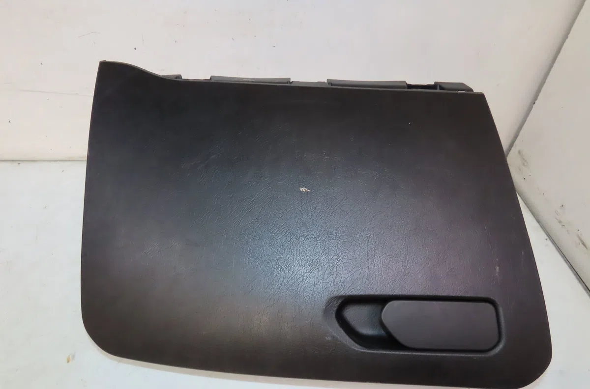Boite à gants Fiat TIPO 3-5 portes (356_, 357_) 1.4 (356hxa1b) (2016-2020) occasion