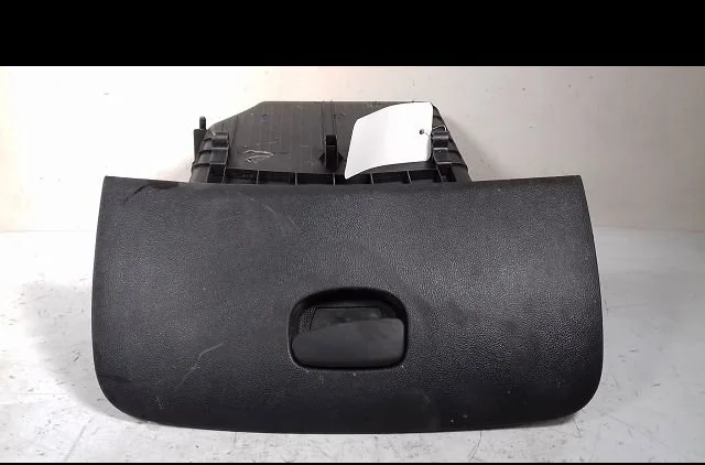 Boite à gants Renault CLIO IV (BH_) 0.9 tce 90 (2012) 5 portes occasion