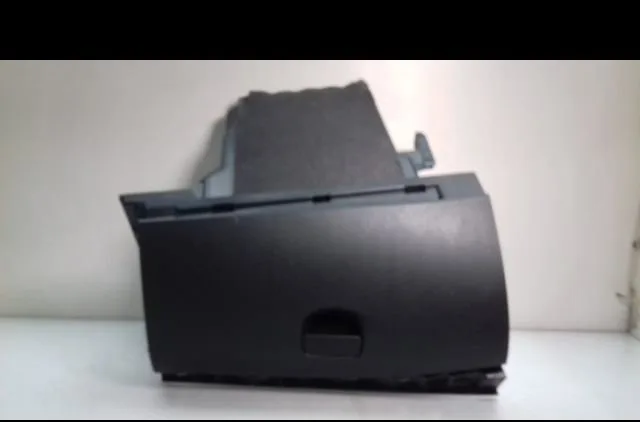 Boite à gants Renault MEGANE III Coupé (DZ0-1_) 1.5 dci (dz09, dz0d, dz1f, dz1g, dz14, dz29) (2009-2015) 3 portes occasi
