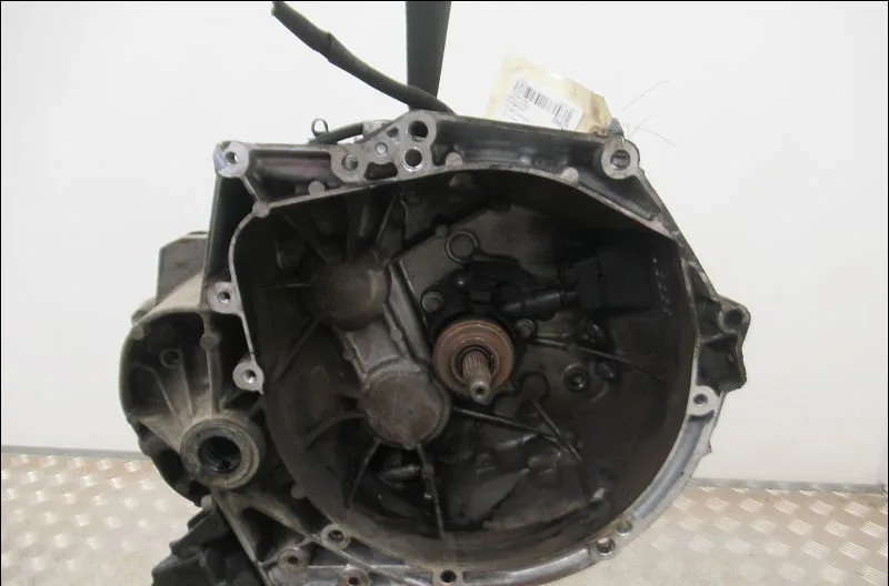 Boîte de vitesses automatique Peugeot 208 I (CA_, CC_) 1.6 hdi (2012) 5 portes occasion