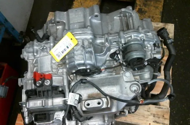 Boîte de vitesses automatique Peugeot 3008 SUV (MC_, MR_, MJ_, M4_) 1.2 hybrid 136 (mrhpye) (2023) occasion