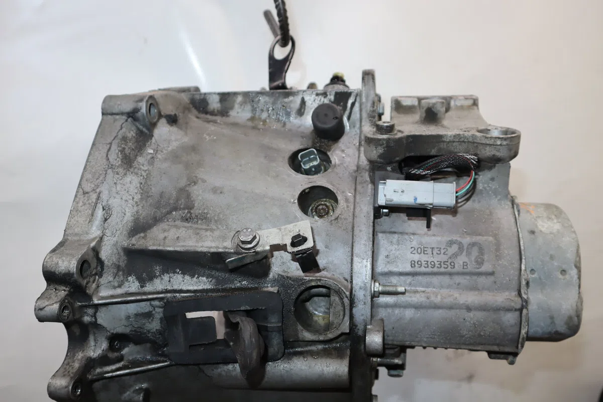 Boîte de vitesses manuelle Citroen C4 CACTUS 1.6 bluehdi 100 (2014) occasion