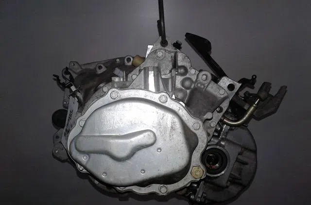 Boîte de vitesses manuelle Citroen C5 I (DC_) 2.0 16v hpi (dcrlzb) (2001-2004) occasion