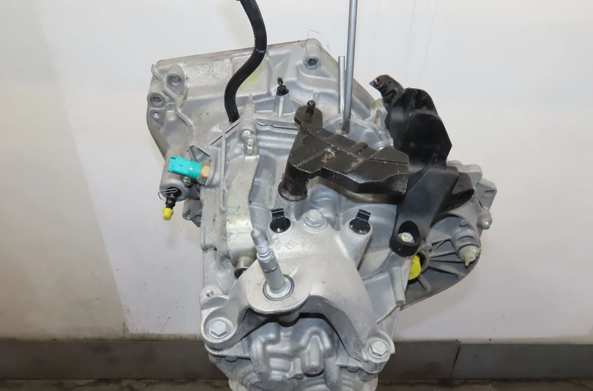 Boîte de vitesses manuelle Dacia SANDERO III 1.0 tce 100 eco-g (2021) occasion