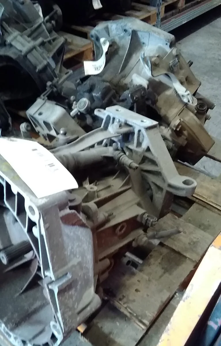 Boîte de vitesses manuelle Fiat PUNTO EVO (199_) 1.3 d multijet (199axc1a, 199bxc1a, 199axt1a, 199bxt1a) (2009-2012) 3 p