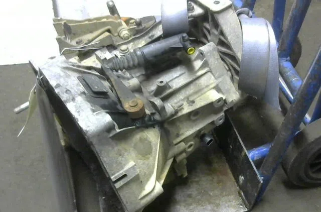 Boîte de vitesses manuelle Fiat PUNTO EVO (199_) 1.3 d multijet (199axc1a, 199bxc1a, 199axt1a, 199bxt1a) (2009-2012) 3 p