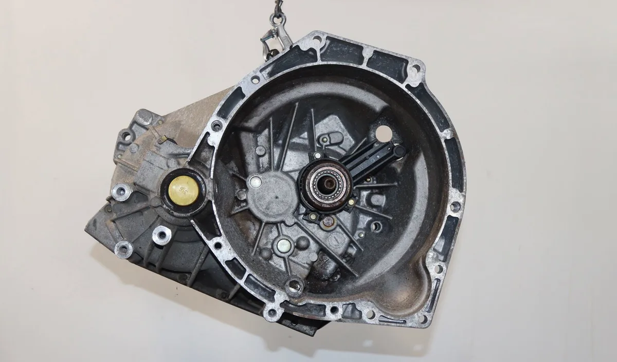 Boîte de vitesses manuelle Ford FIESTA V (JH_, JD_) 1.3 (2001-2008) 3 portes occasion