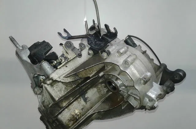 Boîte de vitesses manuelle Ford TOURNEO CONNECT 1.8 tdci (2002-2013) occasion