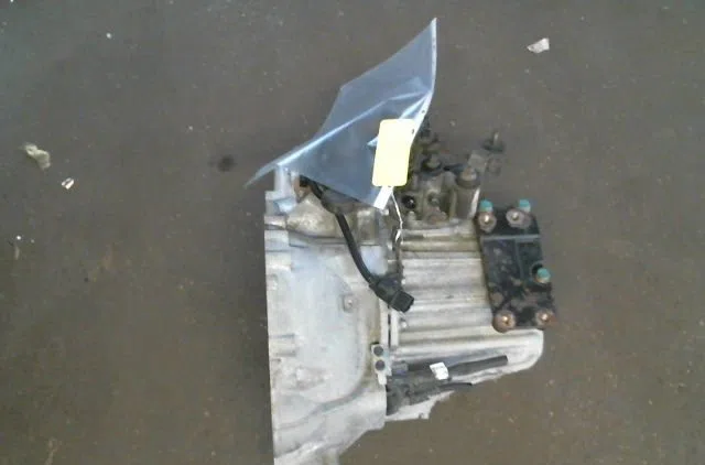 Boîte de vitesses manuelle Kia CARENS III Monospace (UN) 2.0 crdi 140 (2006) occasion