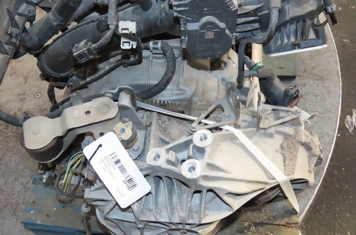 Boîte de vitesses manuelle Mercedes-benz CLASSE GLA (X156) Gla 180 (156.942) (2015) occasion