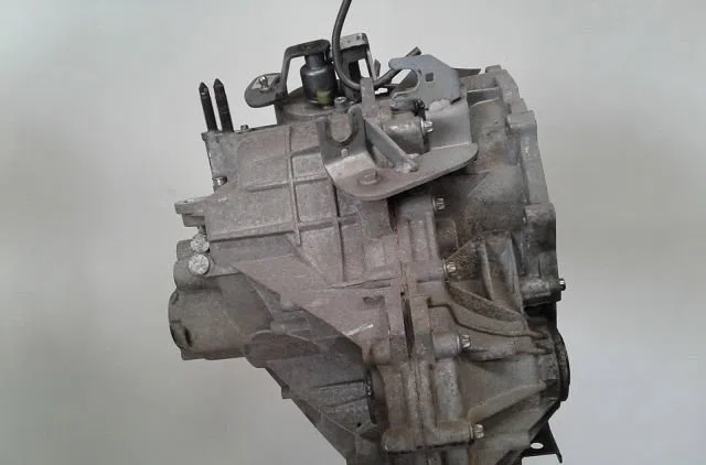 Boîte de vitesses manuelle Mitsubishi COLT VI (Z3_A, Z2_A) 1.1 (z31a, z32a) (2004-2012) occasion