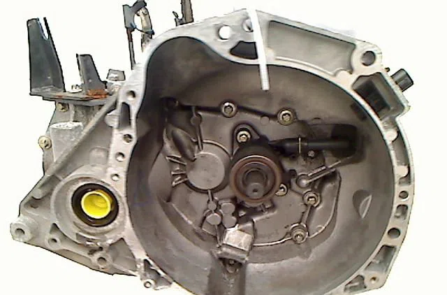 Boîte de vitesses manuelle NISSAN MICRA III occasion