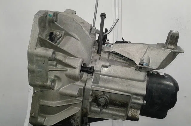 Boîte de vitesses manuelle Nissan MICRA IV (K13KK) 1.2 (2015) occasion