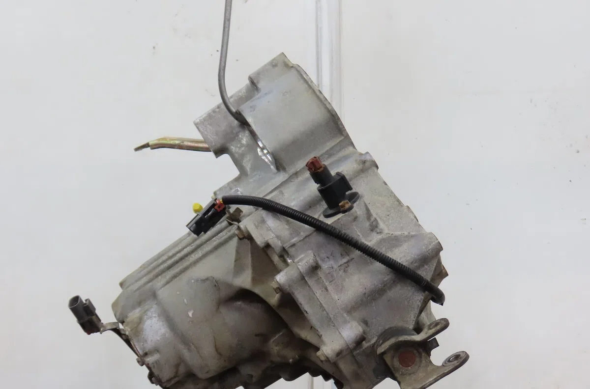 Boîte de vitesses manuelle NISSAN MICRA occasion — photo 2