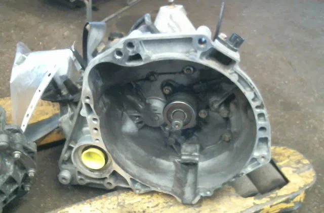 Boîte de vitesses manuelle NISSAN MICRA occasion