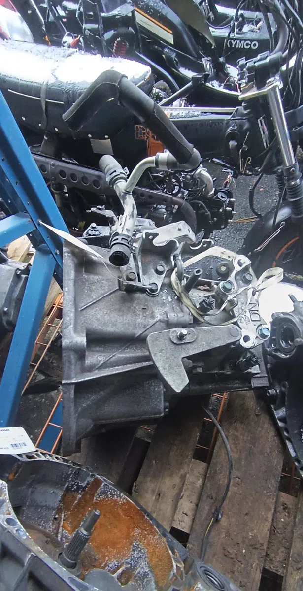 Boîte de vitesses manuelle Nissan QASHQAI / QASHQAI +2 I (J10, NJ10, JJ10E) 2.0 dci (2007-2013) occasion