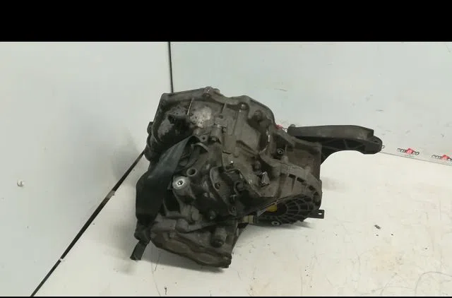 Boîte de vitesses manuelle Opel ASTRA G 3/5 portes (T98) 2.0 dti 16v (f08, f48) (1999-2005) occasion