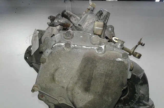Boîte de vitesses manuelle Opel CORSA A 3/5 portes (S83) 1.2 i (f08, m08, f68, m68) (1989-1993) occasion