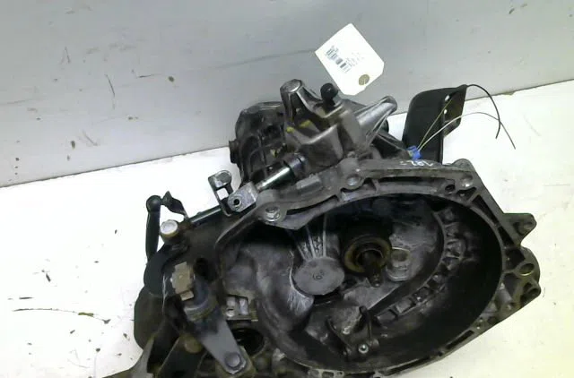 Boîte de vitesses manuelle Opel CORSA B (S93) 1.4 i (f08, f68, m68) (1993-2000) occasion