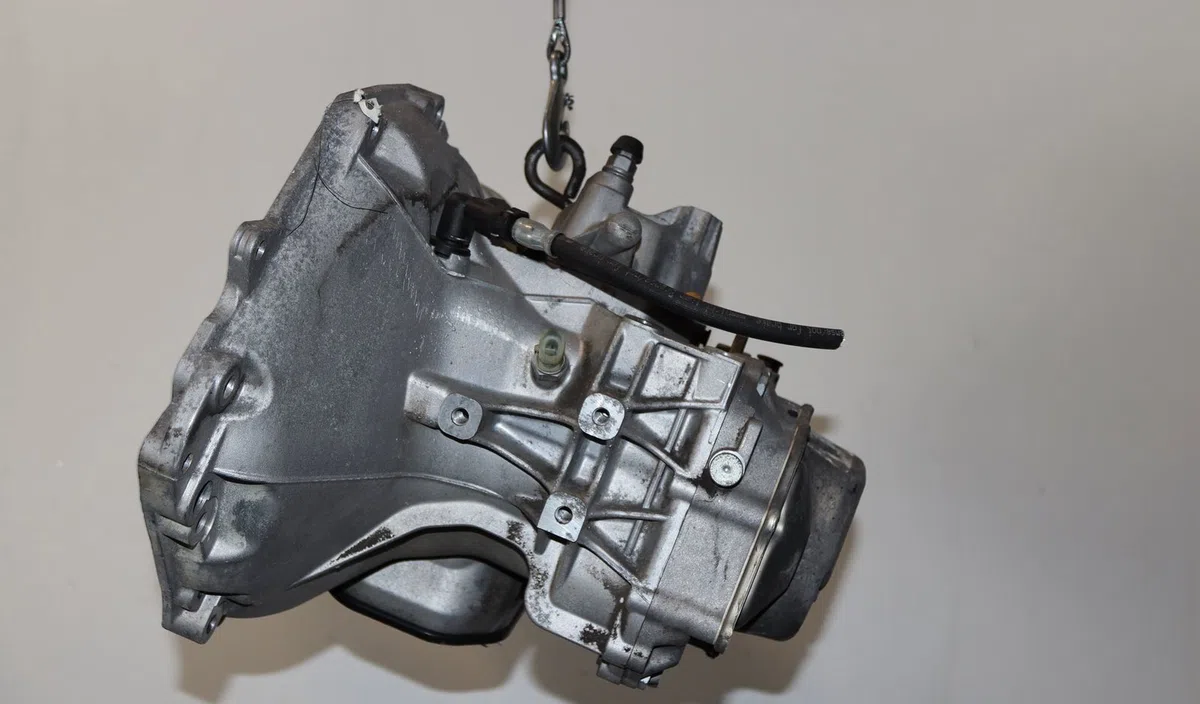 Boîte de vitesses manuelle Opel CORSA C (X01) 1.2 twinport (f08, f68) (2004-2009) occasion