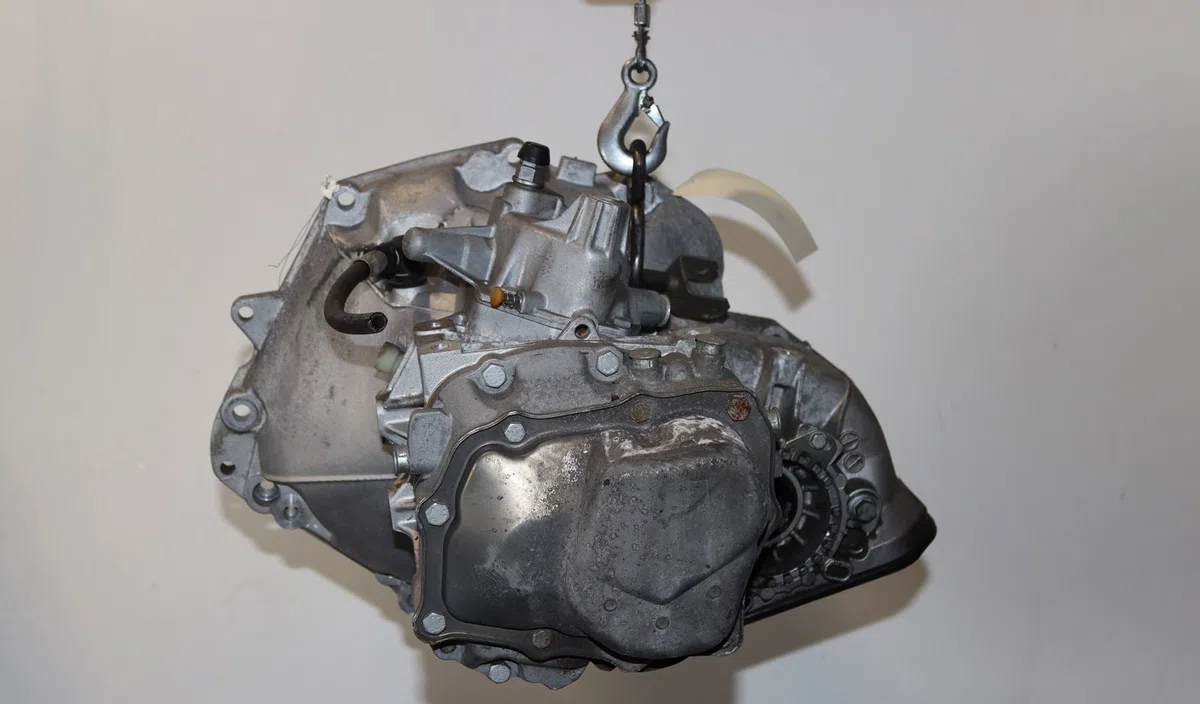 Boîte de vitesses manuelle Opel CORSA C (X01) 1.2 twinport (f08, f68) (2004-2009) occasion