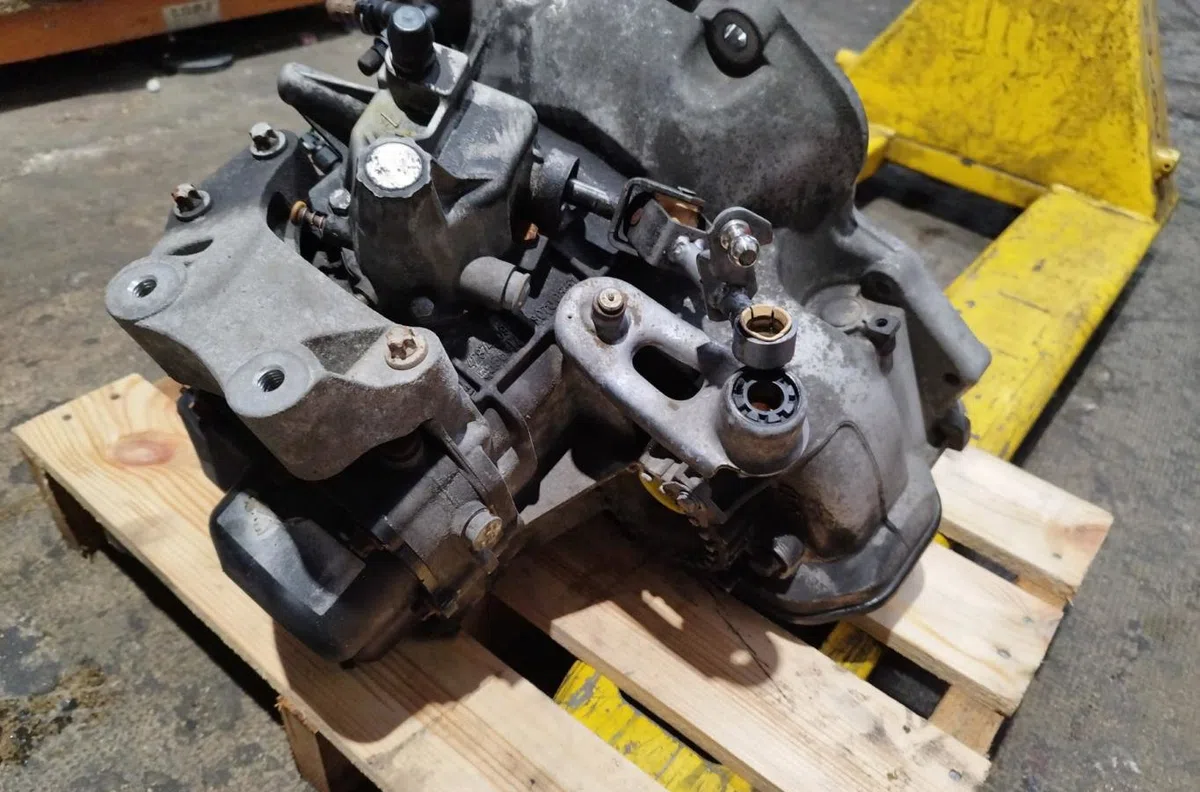 Boîte de vitesses manuelle OPEL CORSA D occasion