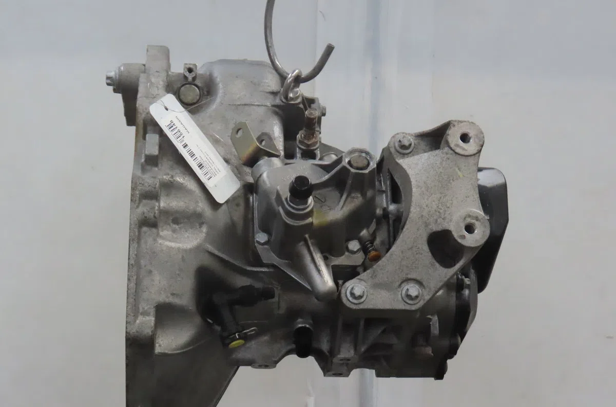 Boîte de vitesses manuelle Opel CORSA D (S07) 1.0 (l08, l68) (2009-2014) 3 portes occasion