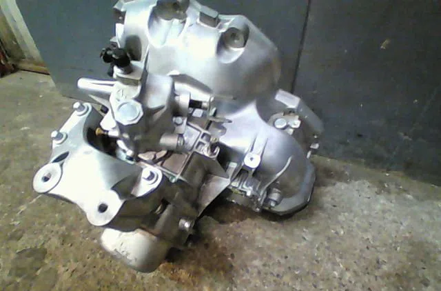Boîte de vitesses manuelle Opel CORSA D (S07) 1.2 (l08, l68) (2006-2014) 5 portes occasion