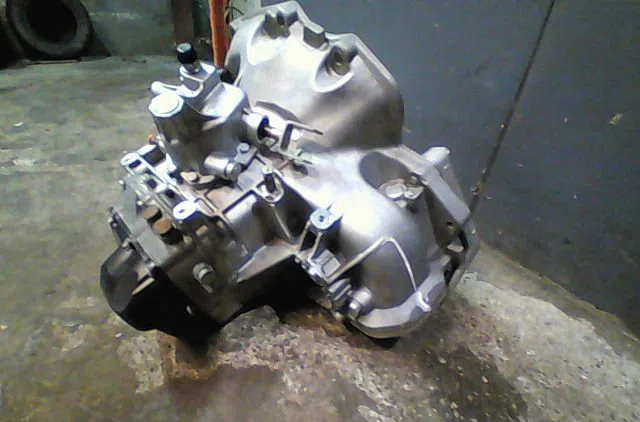 Boîte de vitesses manuelle Opel CORSA D (S07) 1.4 (l08, l68) (2006-2014) 3 portes occasion