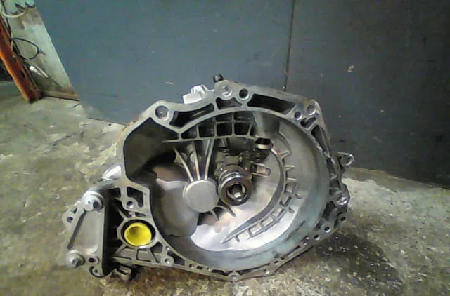 Boîte de vitesses manuelle Opel CORSA D (S07) 1.4 (l08, l68) (2006-2014) 3 portes occasion