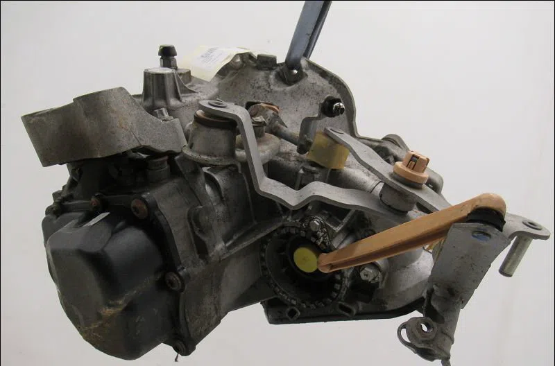 Boîte de vitesses manuelle Opel CORSA D (S07) 1.4 (l08, l68) (2006-2014) 3 portes occasion