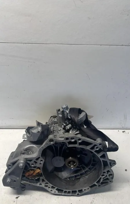 Boîte de vitesses manuelle Opel CORSA E (X15) 1.3 cdti (08, 68) (2014) occasion