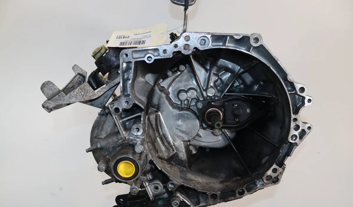 Boîte de vitesses manuelle Opel CORSA F 1.5 (68) (2019) occasion