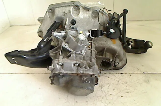 Boîte de vitesses manuelle OPEL CORSA II occasion