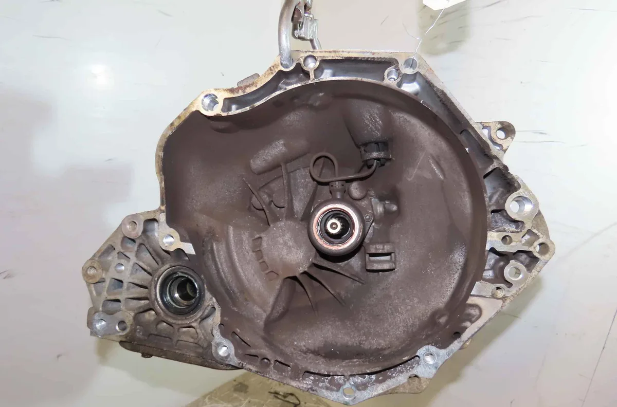 Boîte de vitesses manuelle OPEL CORSA V occasion