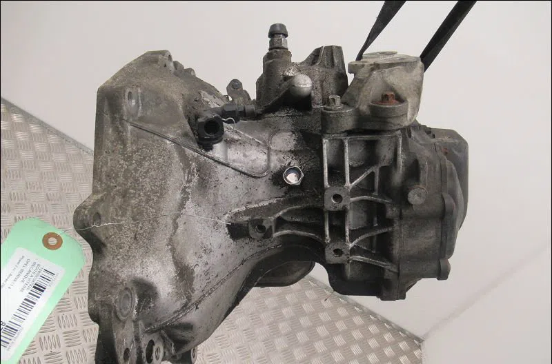 Boîte de vitesses manuelle Opel MERIVA A Monospace (X03) 1.4 16v twinport (e75) (2004-2010) occasion