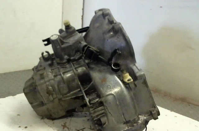 Boîte de vitesses manuelle OPEL TIGRA I occasion